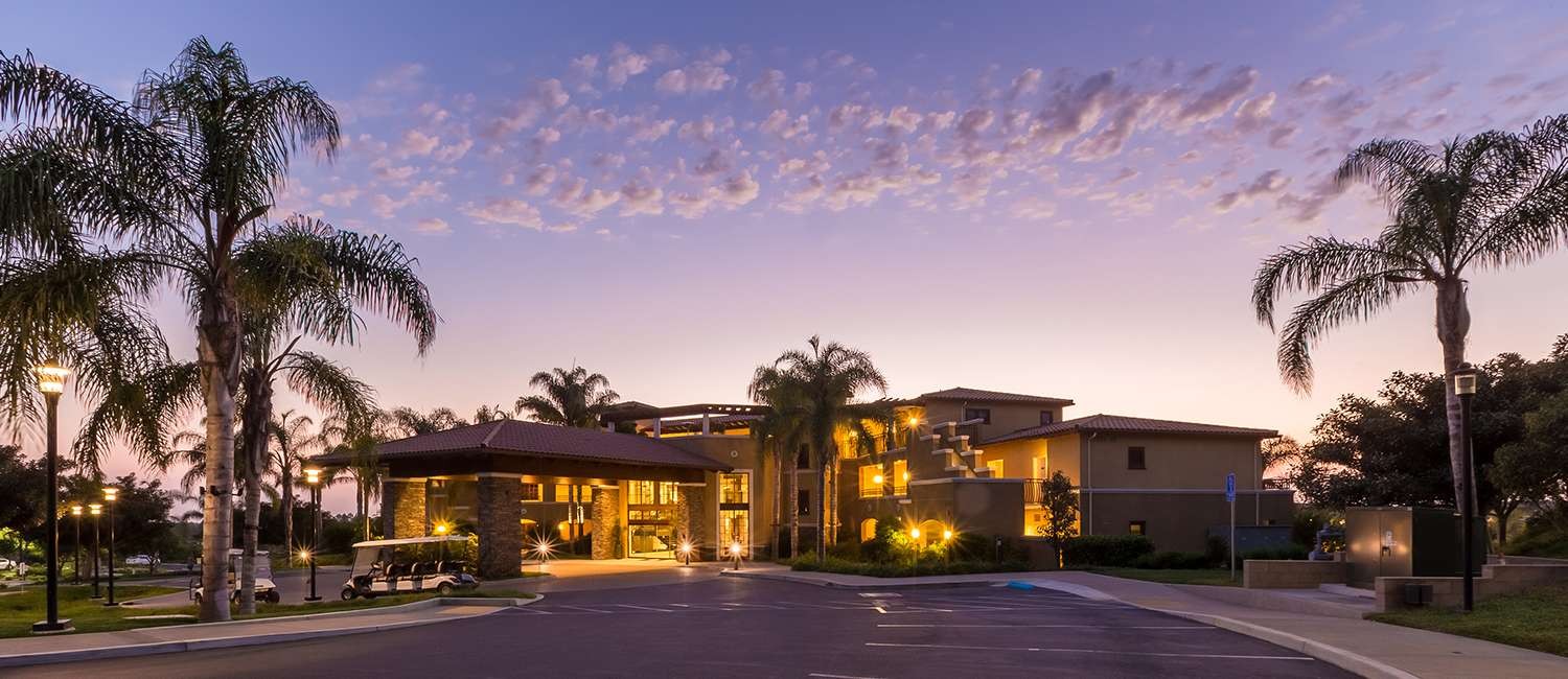 ELEGANT CONDOMINIUMS BESIDE THE PACIFIC OCEAN IN CARLSBAD, CALIFORNIA