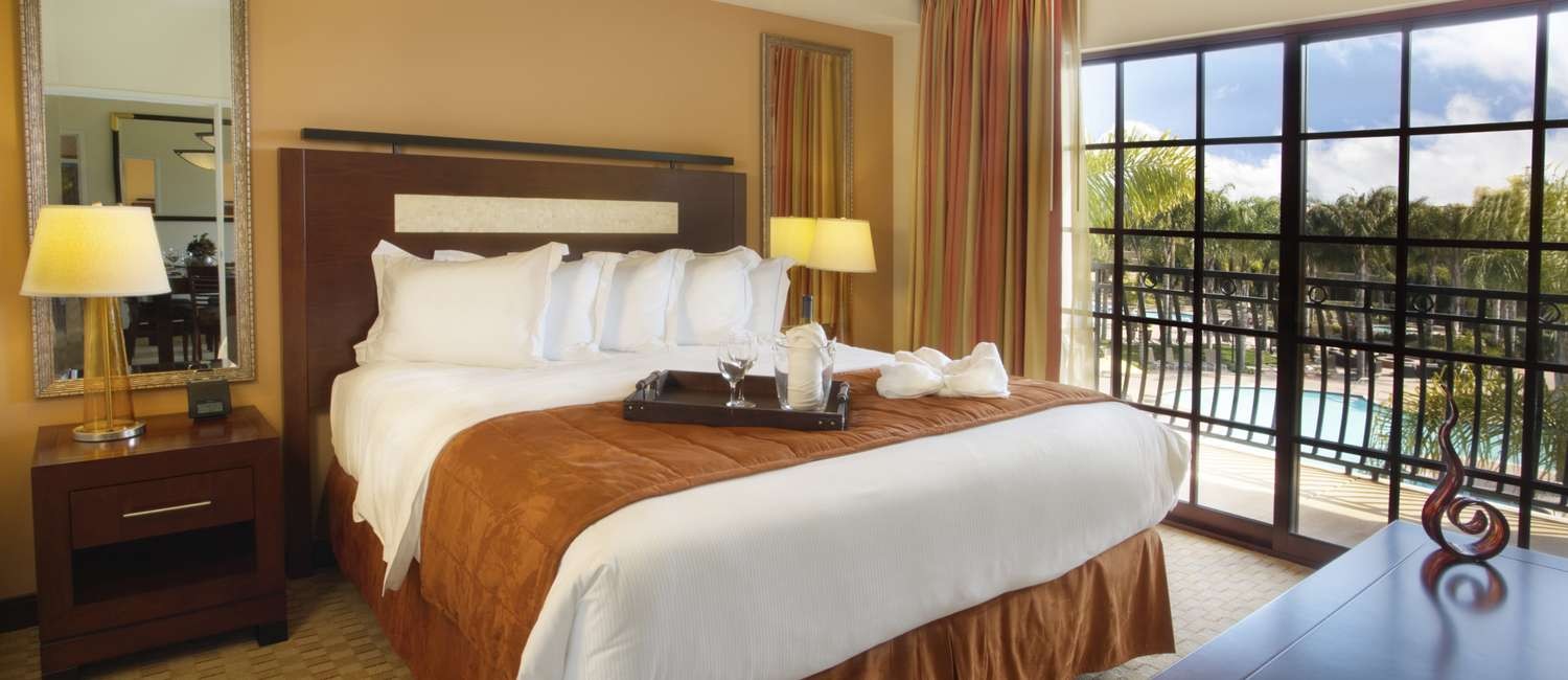 WHERE COMFORT MEETS SOPHISTICATIONSPACIOUS AND MODERN ACCOMMODATIONS